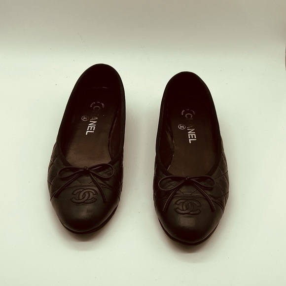 CHANEL Ballet Flats. - Picture 3 of 7